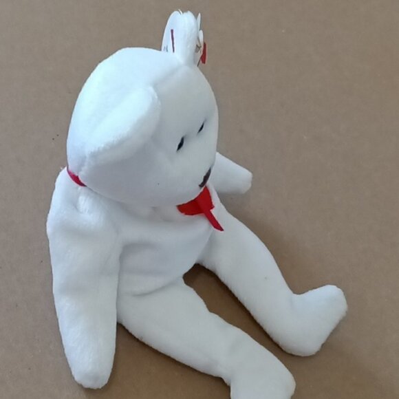 Beanie Baby Valentino white teddy bear with red heart LIKE NEW - Picture 6 of 12